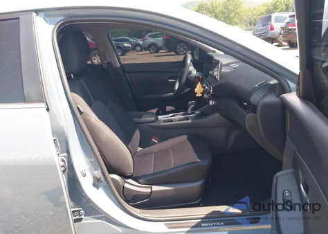 2024 Nissan Sentra Sv Xtronic Cvt z USA, uszkodzony, nr VIN 3N1AB8CV7RY229298